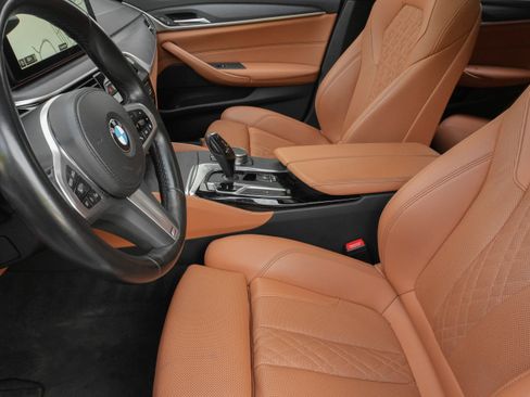 Used 2023 BMW 540i w/ M Sport Package RWD image 12