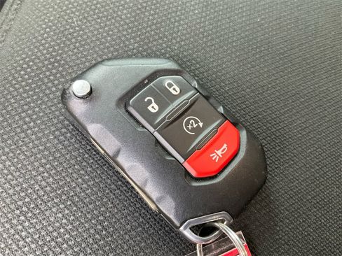 Used 2020 Jeep Wrangler Sport image 39