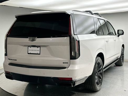 Used 2023 Cadillac Escalade ESV Sport w/ LPO, ONYX Package AWD/4WD image 13