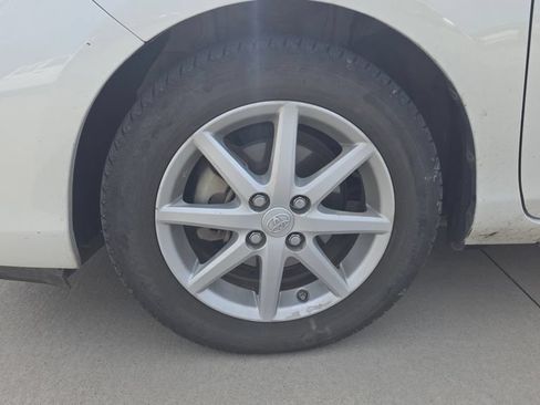 Used 2013 Toyota Prius C Three FWD image 10