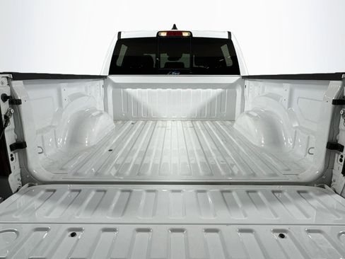 Used 2023 RAM 1500 Laramie AWD/4WD image 26