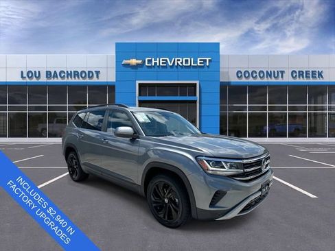 Used 2022 Volkswagen Atlas SE AWD/4WD image 2