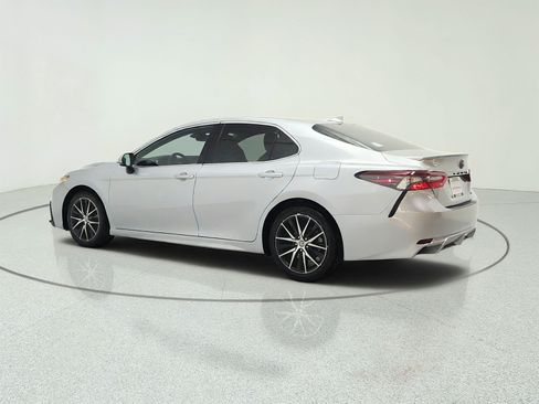 Used 2024 Toyota Camry SE w/ Convenience Package FWD image 7