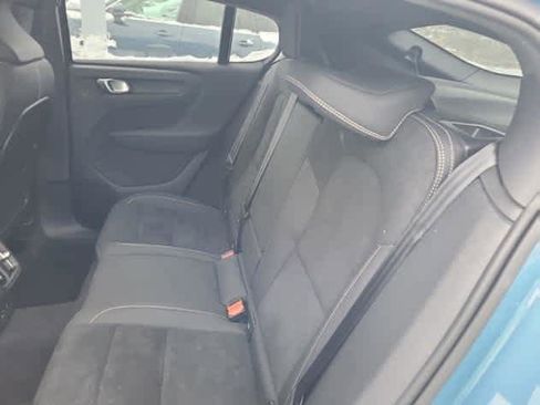 Used 2023 Volvo C40 P8 Recharge Plus w/ Climate Package image 4
