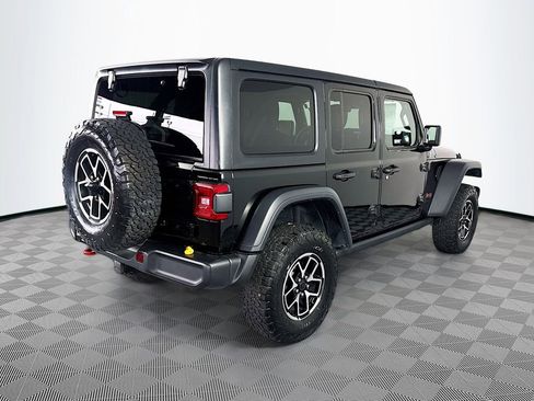 Used 2025 Jeep Wrangler Unlimited Rubicon AWD/4WD image 7