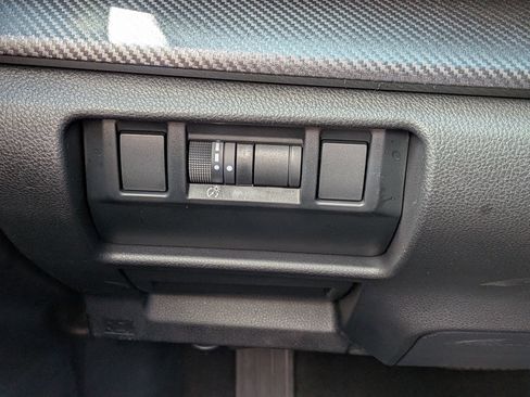 Certified 2025 Subaru Crosstrek 2.5i Limited w/ Crosstrek Mirror Package AWD/4WD image 18