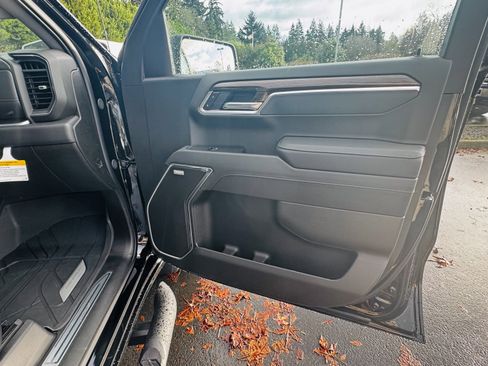 New 2026 Chevrolet Silverado 1500 RST w/ Dark Appearance Package image 8