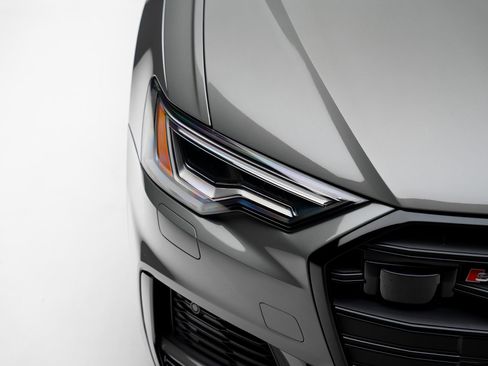 Used 2023 Audi S6 Premium Plus w/ Premium Plus Package image 11