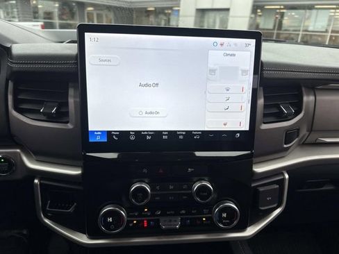 Used 2024 Ford Expedition Max XLT image 29
