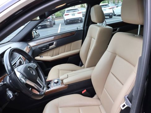 Used 2013 Mercedes-Benz E 350 4MATIC Sedan image 16