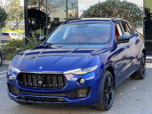 Used 2021 Maserati Levante image 30