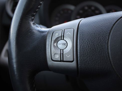 Used 2007 Toyota RAV4 Limited image 23