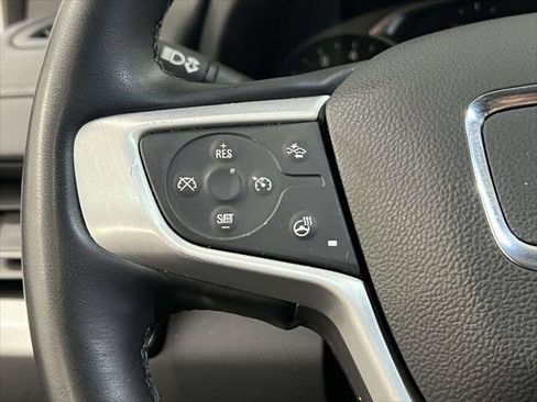 Certified 2023 GMC Terrain SLT image 21