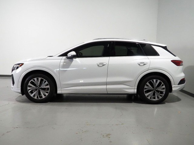 Used 2023 Audi Q4 e-tron Premium Plus w/ Premium Plus RWD image 9