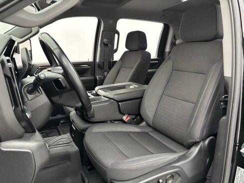 Used 2024 Chevrolet Silverado 2500 LT w/ Convenience Package image 18