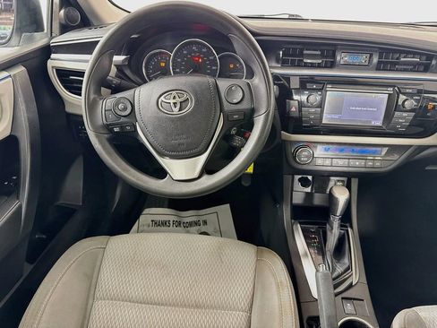 Used 2015 Toyota Corolla LE FWD image 26