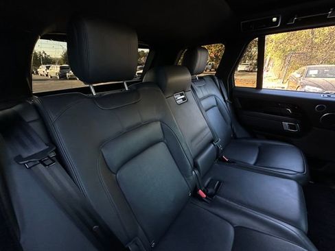 Used 2018 Land Rover Range Rover HSE image 40