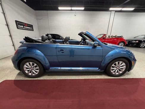 Used 2019 Volkswagen Beetle 2.0T S FWD image 12