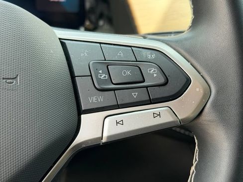 Used 2024 Volkswagen Atlas SE FWD image 22