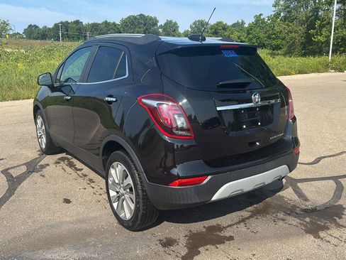 Used 2020 Buick Encore Preferred FWD image 3