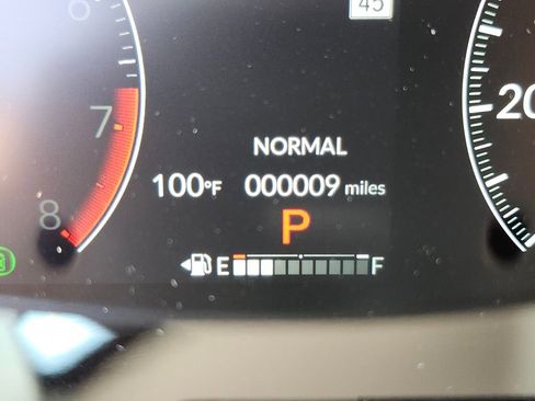 New 2026 Honda HR-V LX image 28