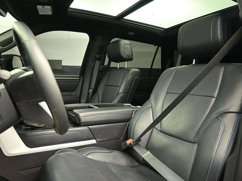 Used 2024 Toyota Sequoia Platinum AWD/4WD image 13