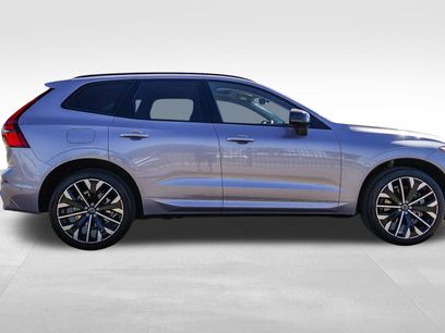 New 2026 Volvo XC60 T8 Ultra w/ Climate Package PRO