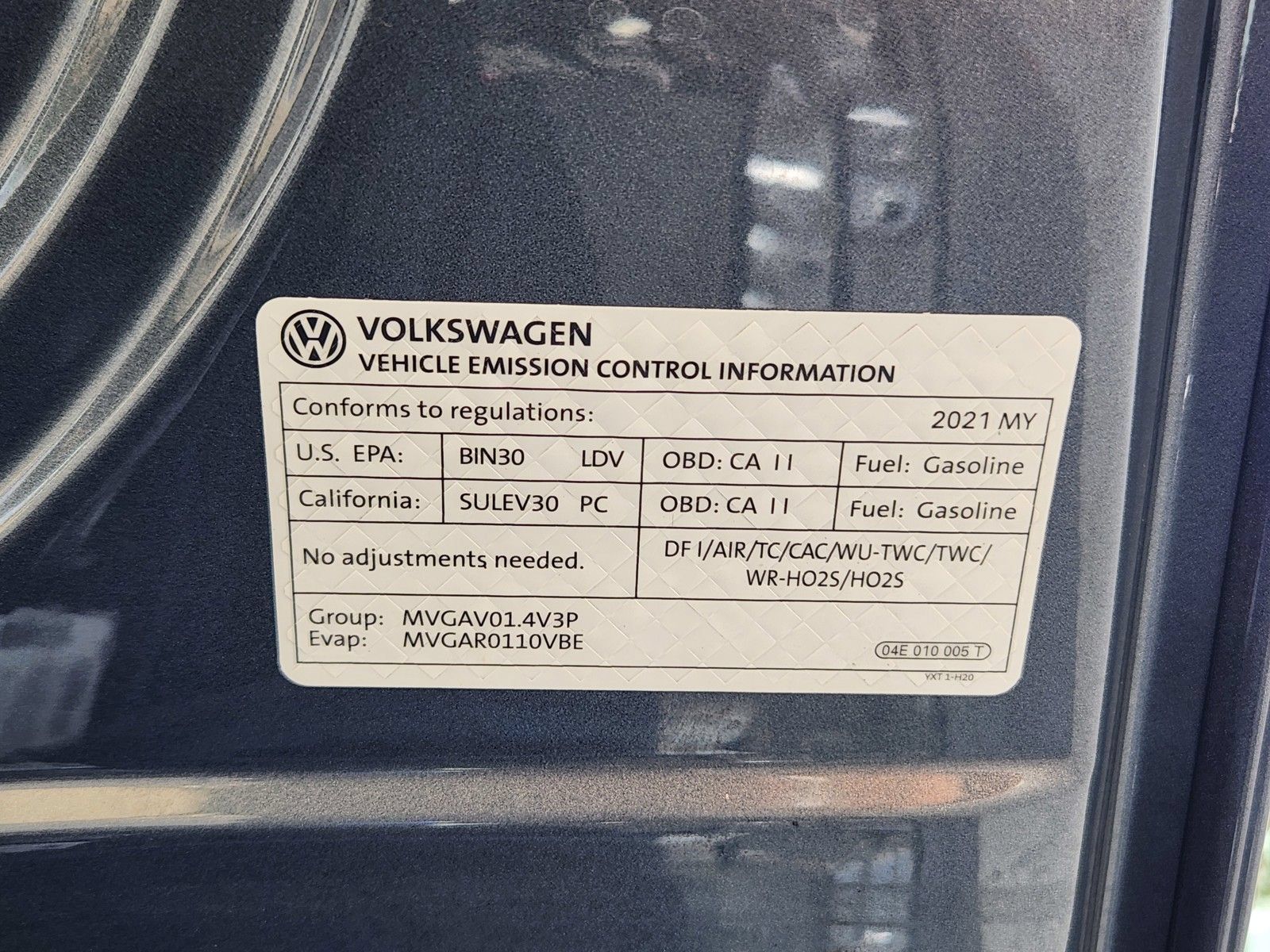 Used 2021 Volkswagen Golf 4-Door FWD image 25