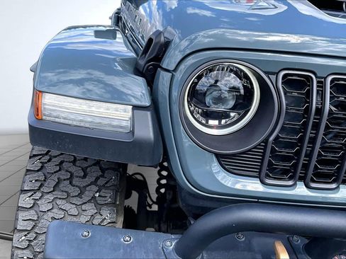 Used 2024 Jeep Wrangler Unlimited Rubicon 392 AWD/4WD image 31