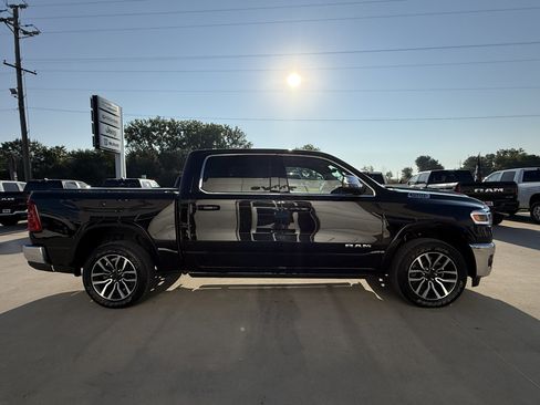 Used 2025 RAM 1500 Limited AWD/4WD image 38