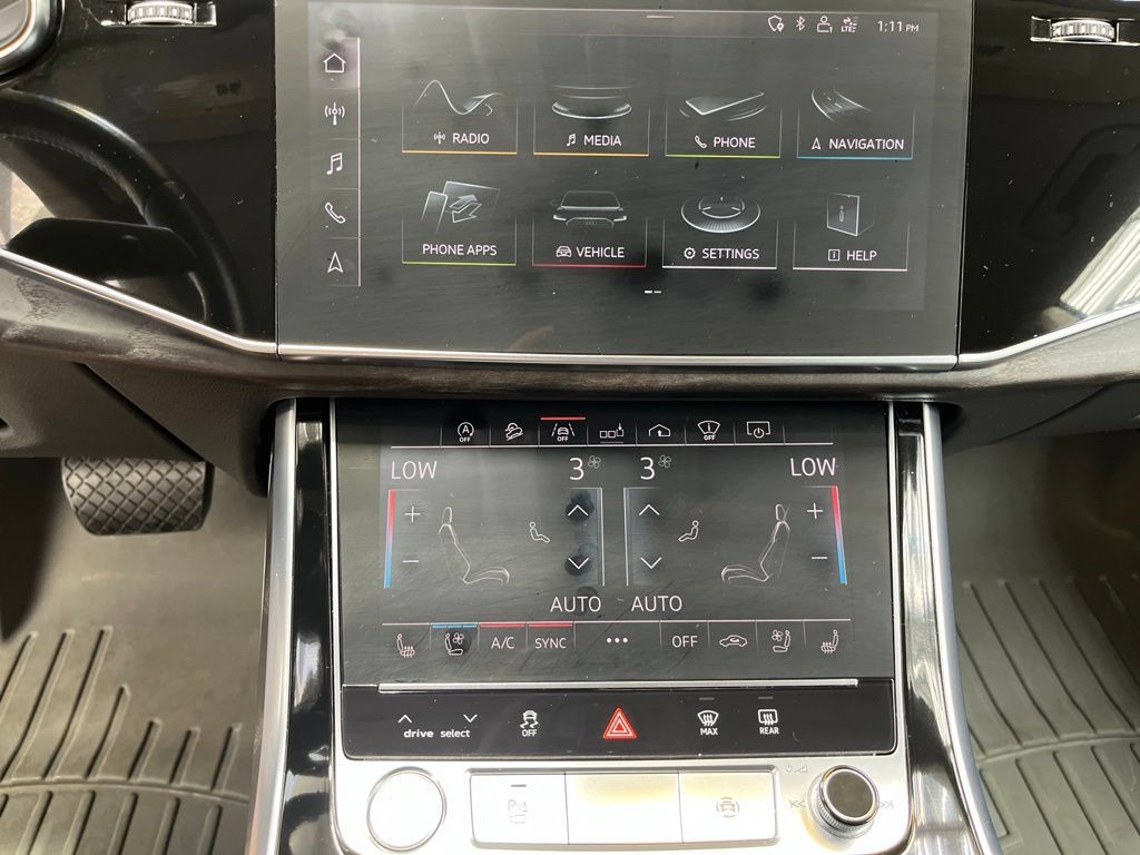 Used 2019 Audi Q8 Prestige AWD/4WD image 26