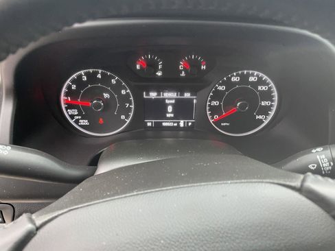 Used 2017 GMC Acadia SLE image 16