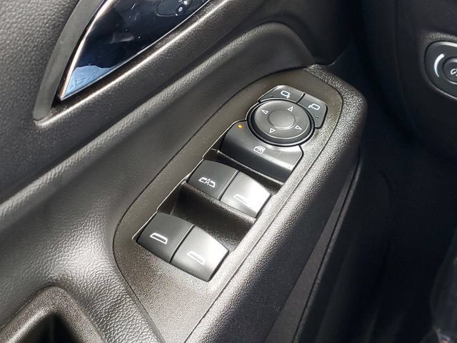 Certified 2024 Chevrolet Equinox LT w/ LPO, Floor Liner Package FWD image 17