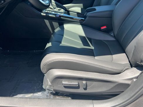 Used 2025 Acura Integra image 14