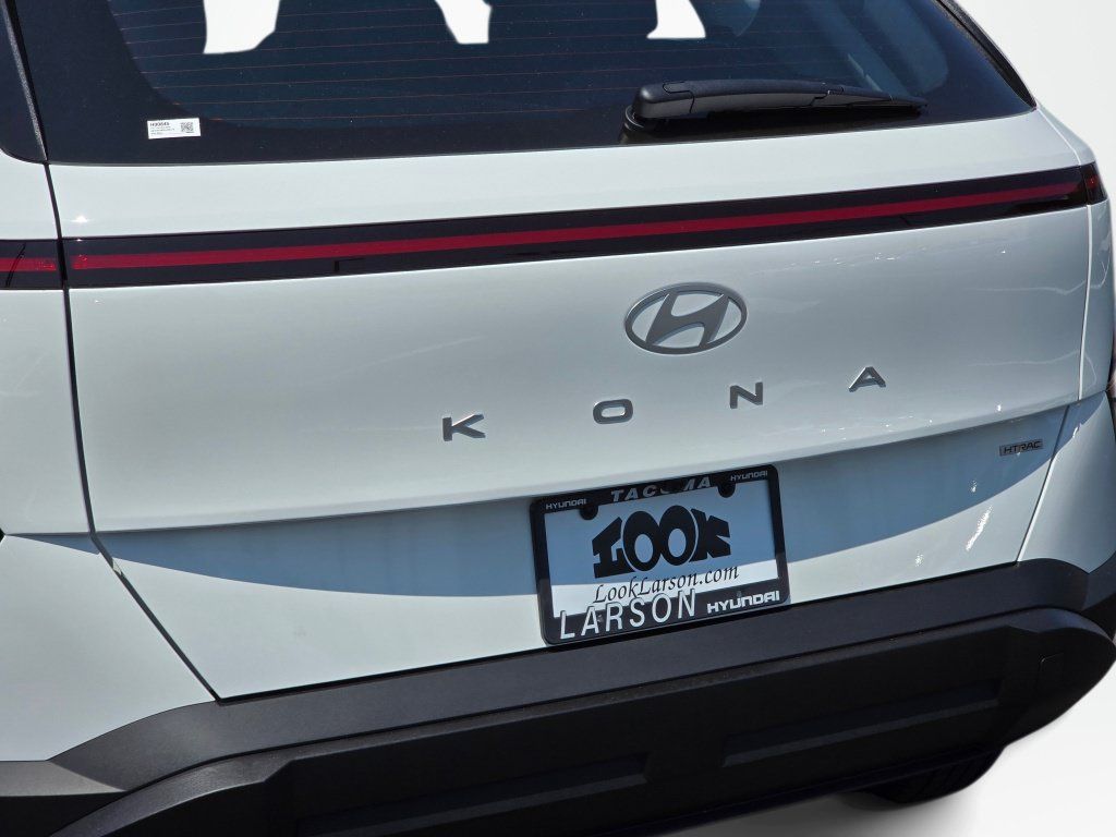 New 2027 Hyundai Kona SE AWD/4WD image 13