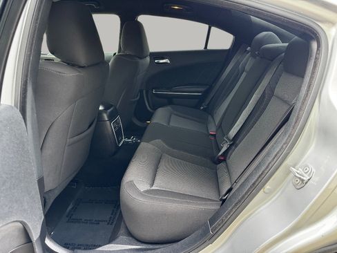 Used 2021 Dodge Charger SXT RWD image 16