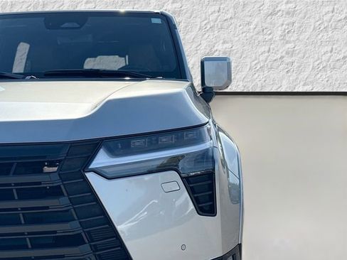 New 2026 Lexus GX 550 image 9