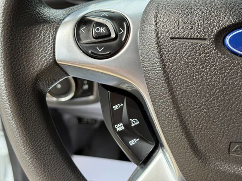 Used 2018 Ford Transit Connect XL image 16
