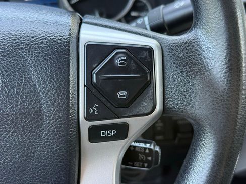 Used 2017 Toyota Tundra SR5 w/ SR5 Upgrade Package RWD image 36