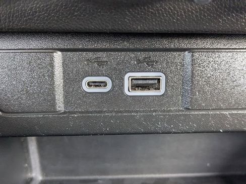 Used 2023 Chevrolet Colorado ZR2 w/ ZR2 Convenience Package III image 22