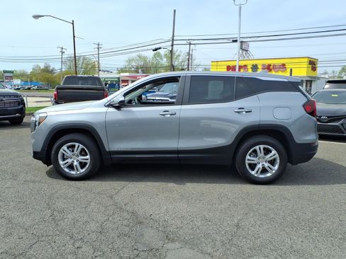 Certified 2024 GMC Terrain SLE AWD/4WD image 7
