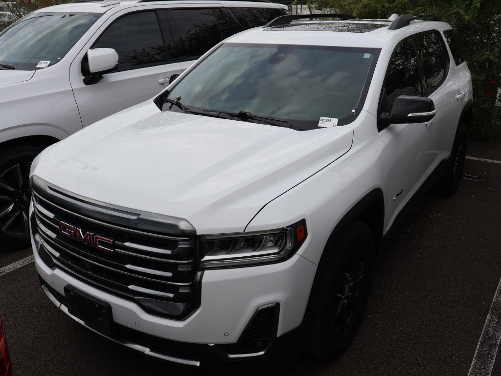 Used 2023 GMC Acadia AT4 w/ Technology Package AWD/4WD image 5