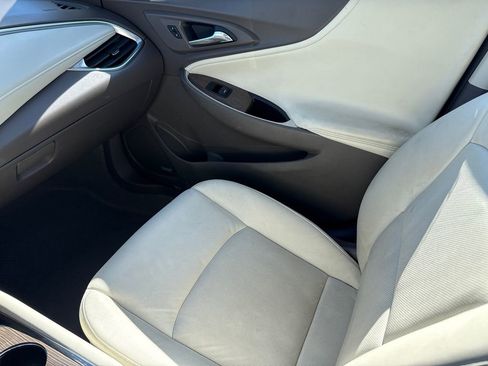 Used 2024 Chevrolet Malibu LT image 15