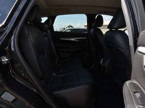 Used 2021 INFINITI QX50 Luxe FWD image 21