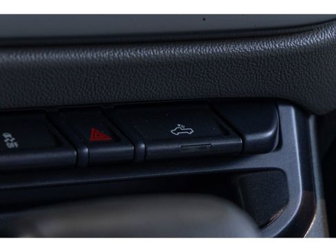 Used 2017 Chevrolet Colorado LT image 25