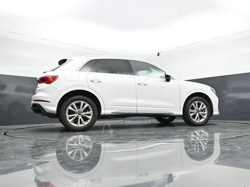 Used 2024 Audi Q3 2.0T Premium AWD/4WD image 54