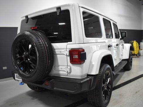 Used 2022 Jeep Wrangler Unlimited Sahara 4xe w/ Cold Weather Group image 8
