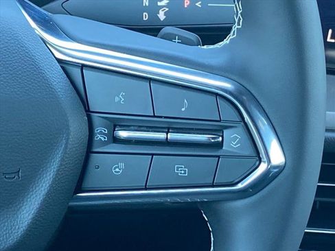 New 2026 Chevrolet Traverse LT w/ Driver Confidence Package image 9