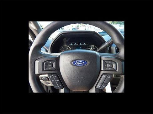 Used 2018 Ford F150 XLT image 8