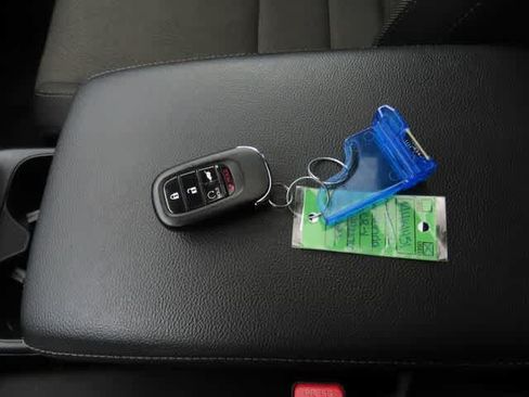 Certified 2024 Honda CR-V EX image 25